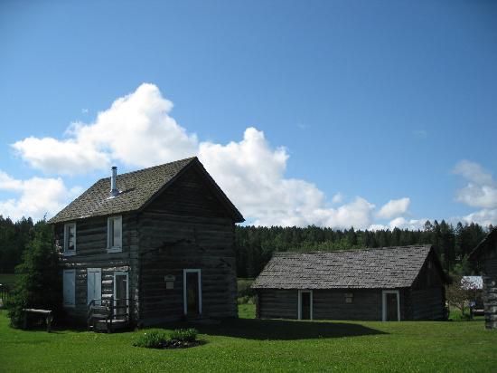 108 Mile Heritage Site Post House